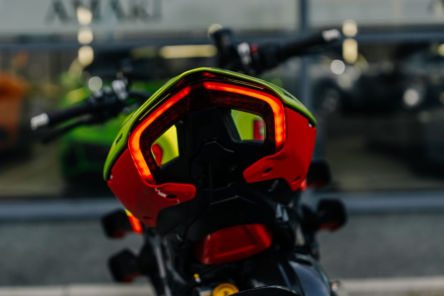 Ducati Streetfighter V4 Lamborghini STO