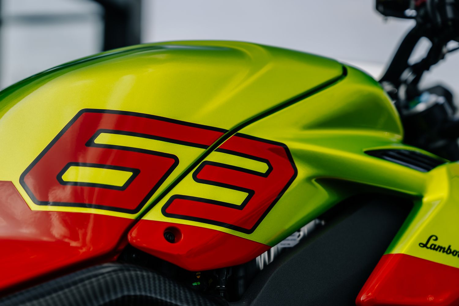 Ducati Streetfighter V4 Lamborghini STO