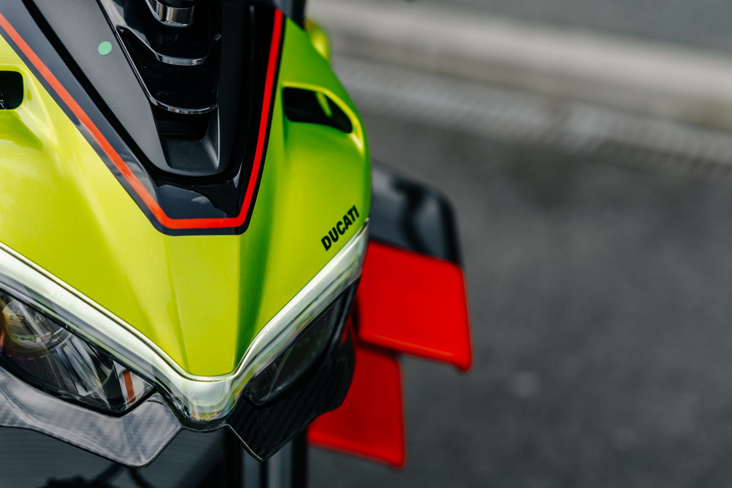 Ducati Streetfighter V4 Lamborghini STO
