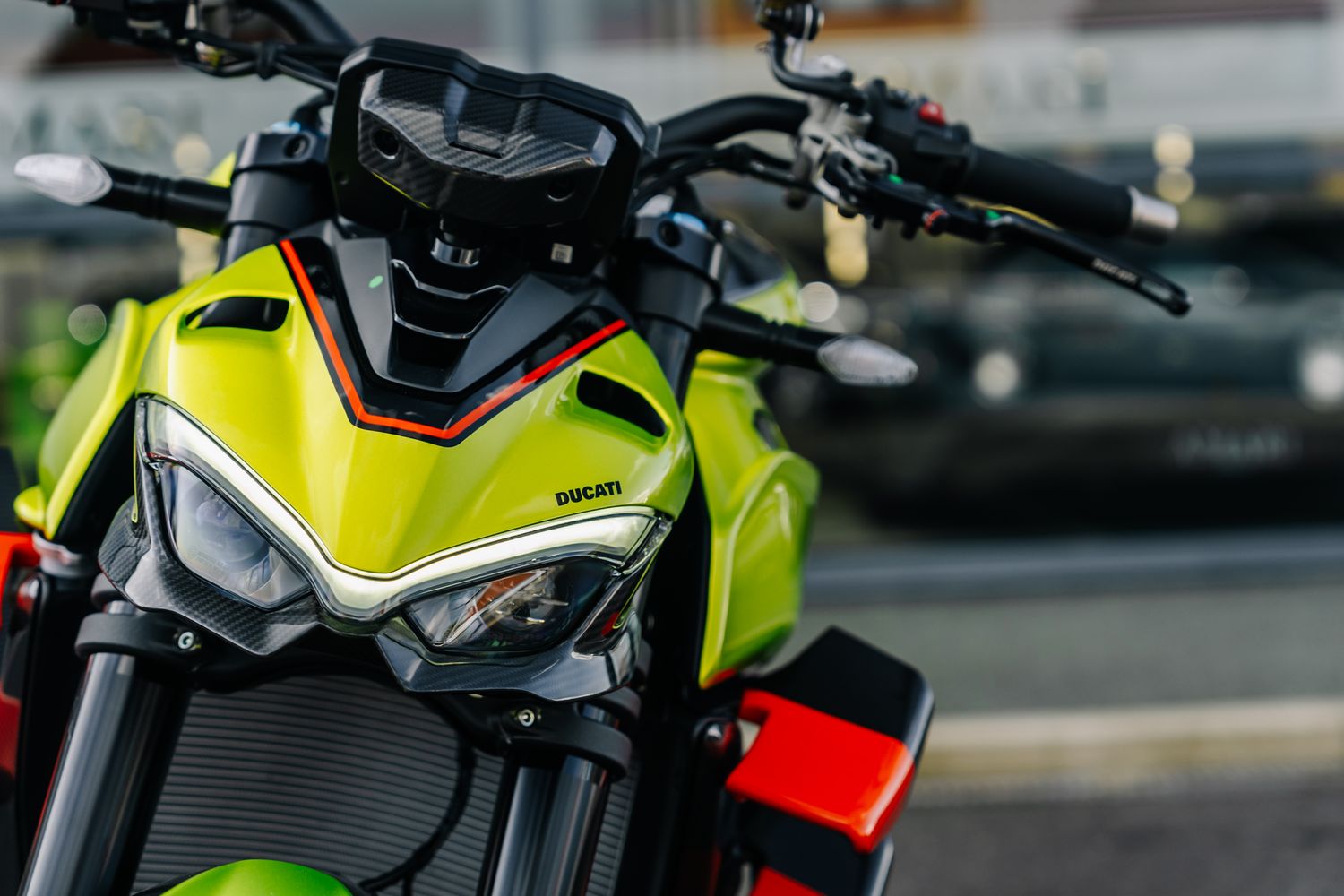 Ducati Streetfighter V4 Lamborghini STO
