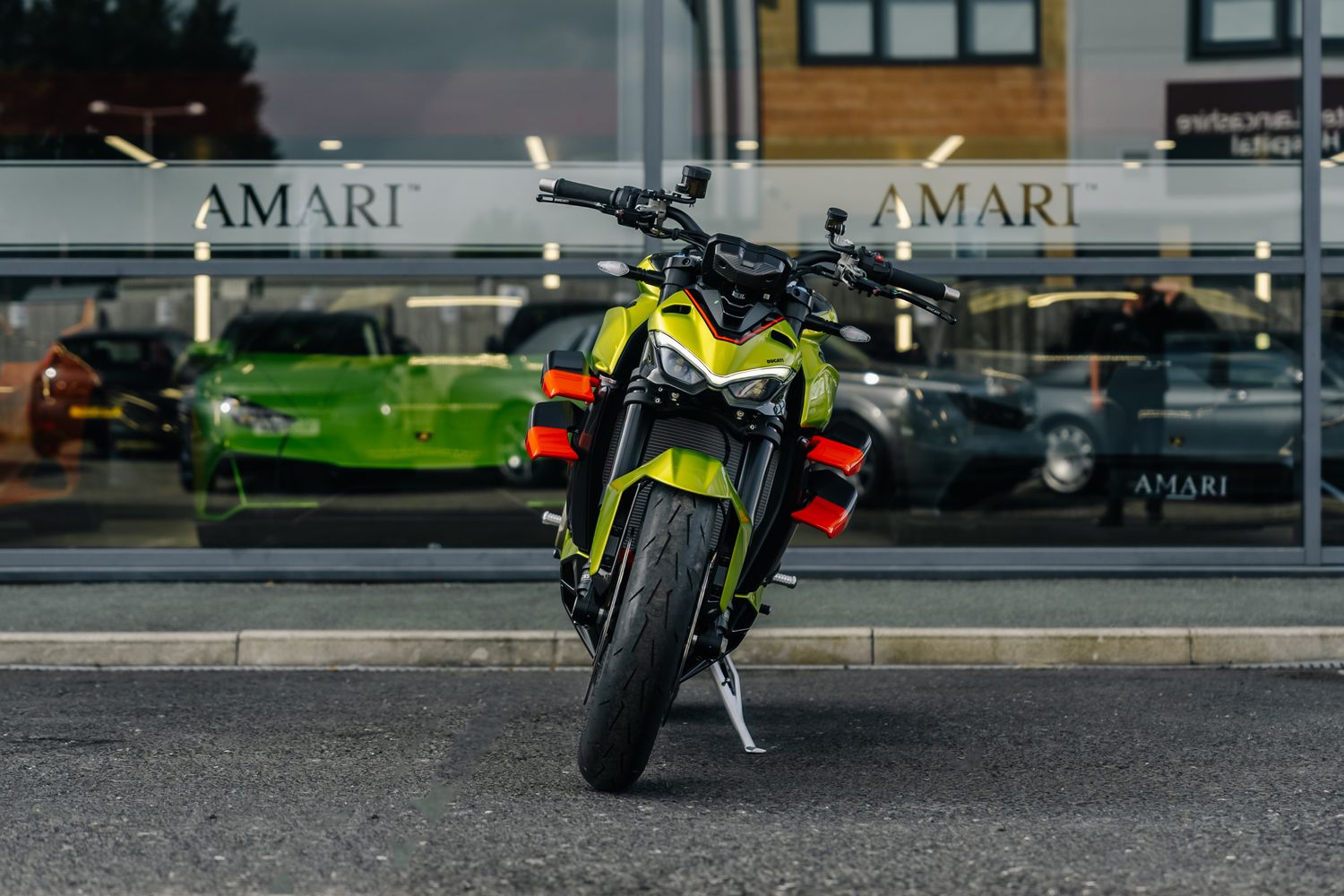 Ducati Streetfighter V4 Lamborghini STO