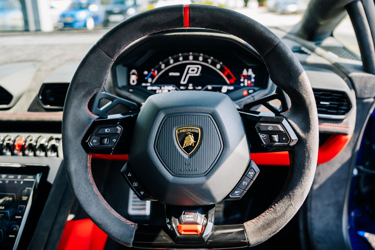 Lamborghini Huracan Tecnica