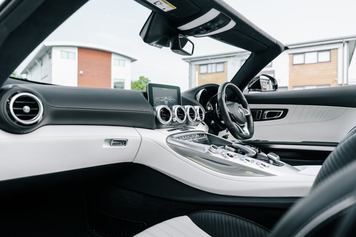 Mercedes-Benz AMG GT Premium