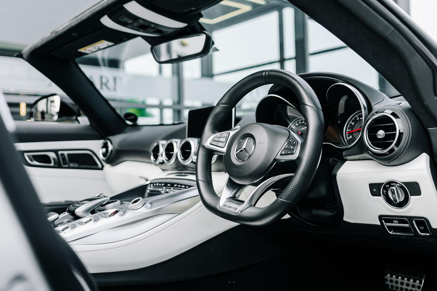 Mercedes-Benz AMG GT Premium