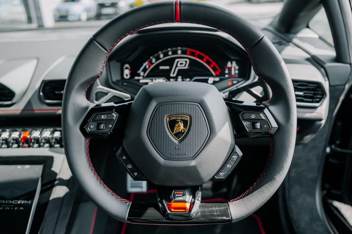Lamborghini Huracan Tecnica