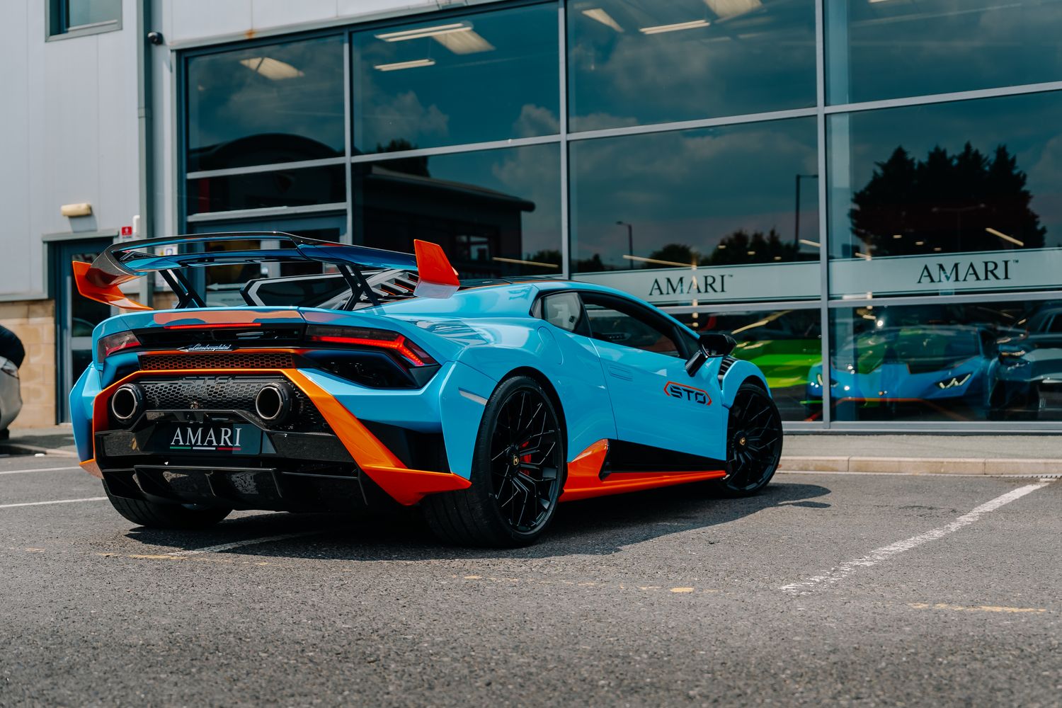 Lamborghini Huracan STO