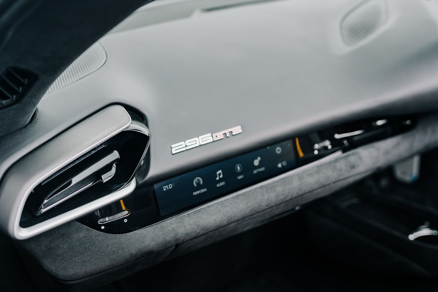 Ferrari 296 GTS