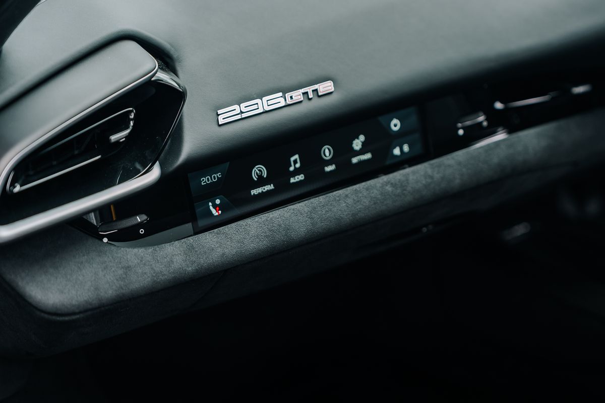 Ferrari 296 GTB