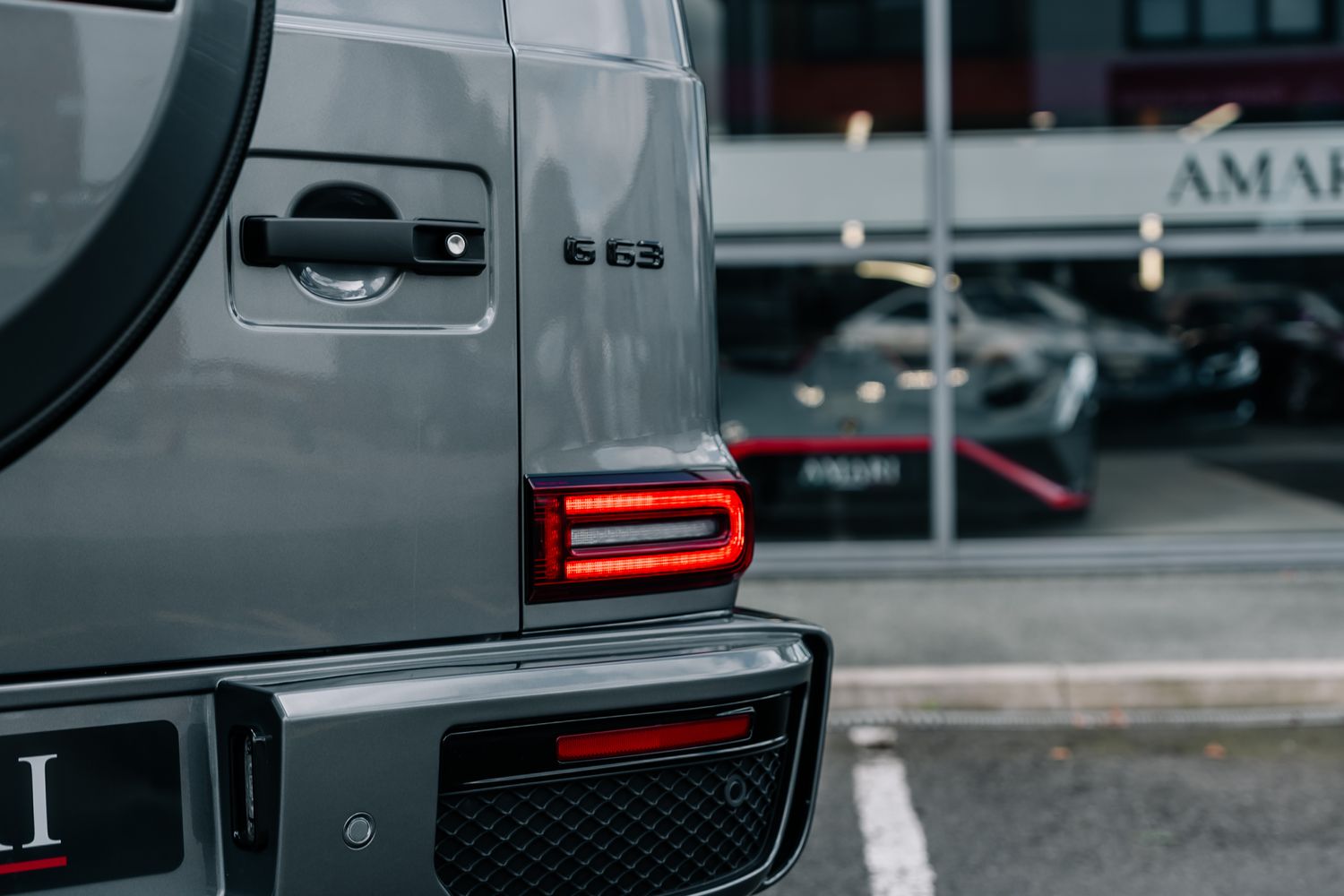 MERCEDES-BENZ AMG G63 Carbon Edition 4Matic AMG G 63 Carbon Edition 4Matic A