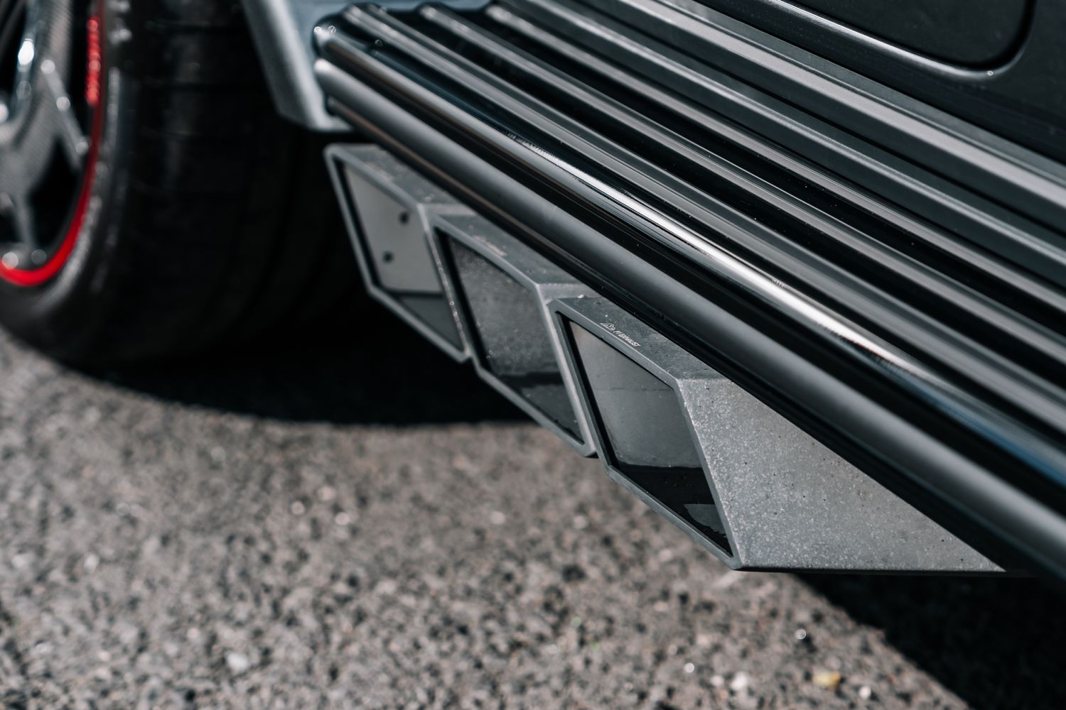 MERCEDES-BENZ AMG G63 Carbon Edition 4Matic AMG G 63 Carbon Edition 4Matic A