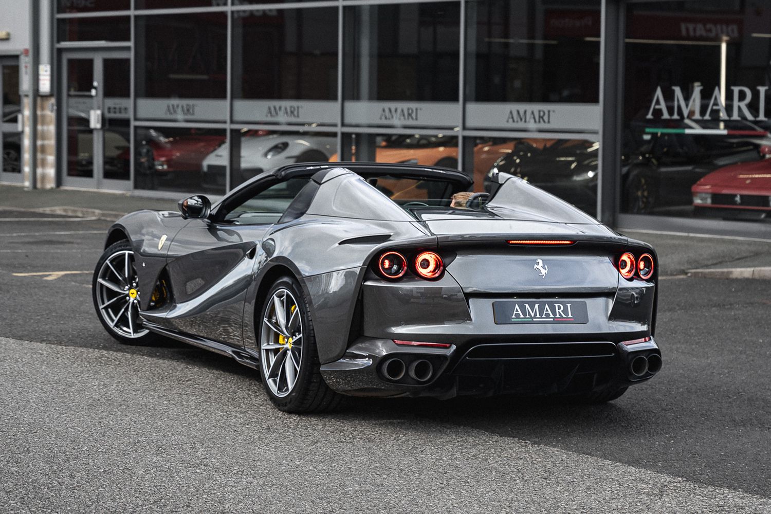 Ferrari 812 GTS