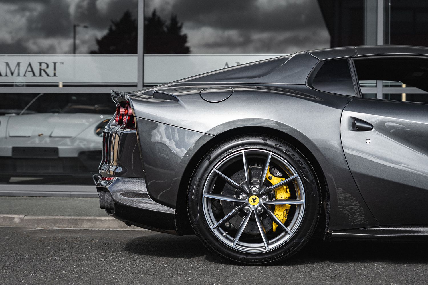 Ferrari 812 GTS