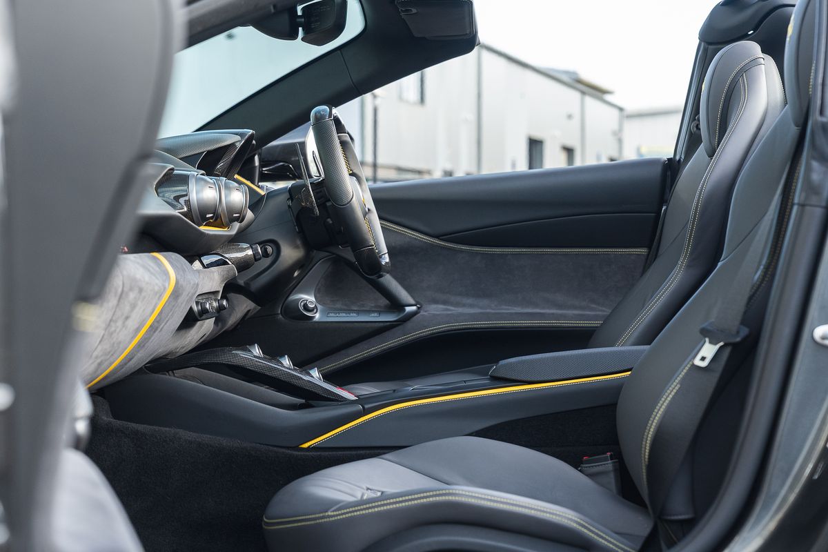 Ferrari 812 GTS