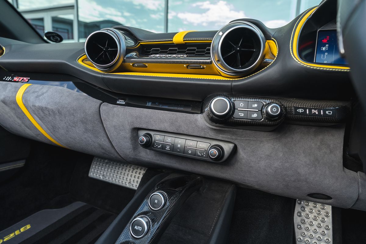 Ferrari 812 GTS