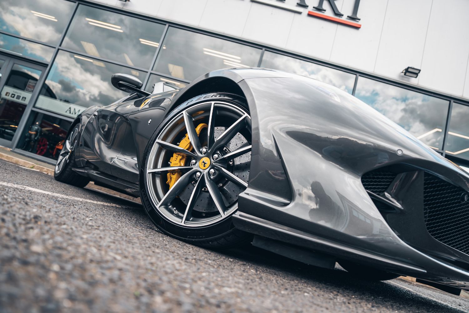 Ferrari 812 GTS