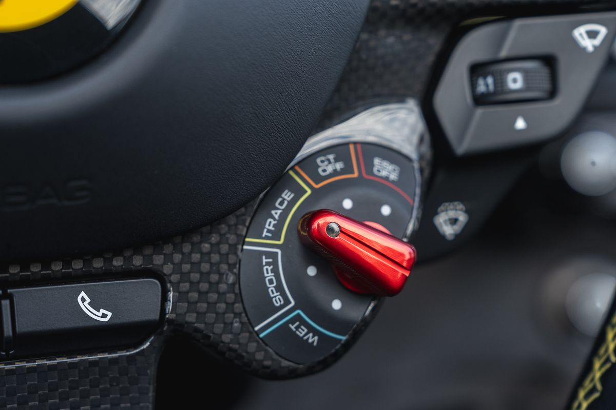 Ferrari 812 GTS