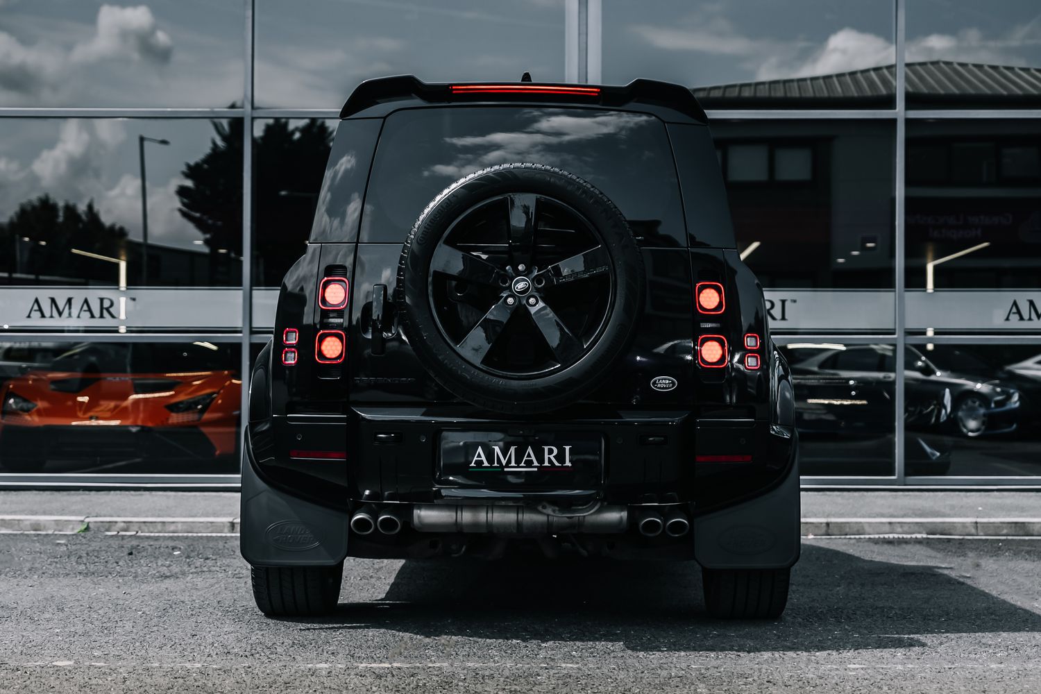 Land Rover Defender 110 V8 5.0
