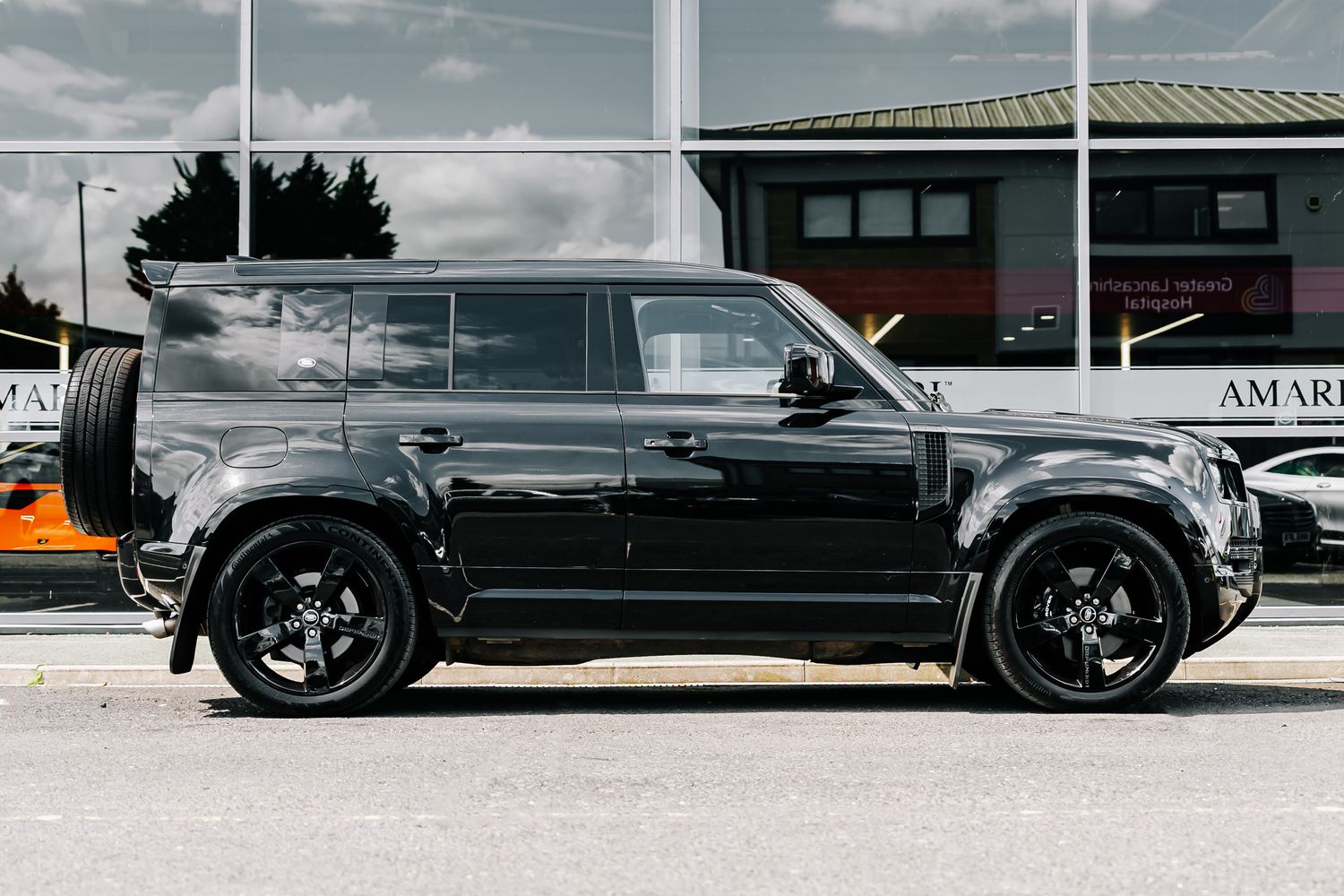 Land Rover Defender 110 V8 5.0