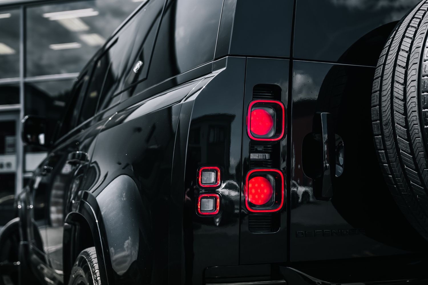 Land Rover Defender 110 V8 5.0