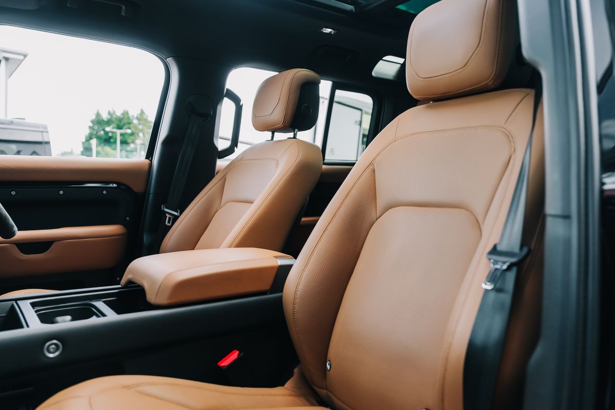 Land Rover Defender 110 V8 5.0