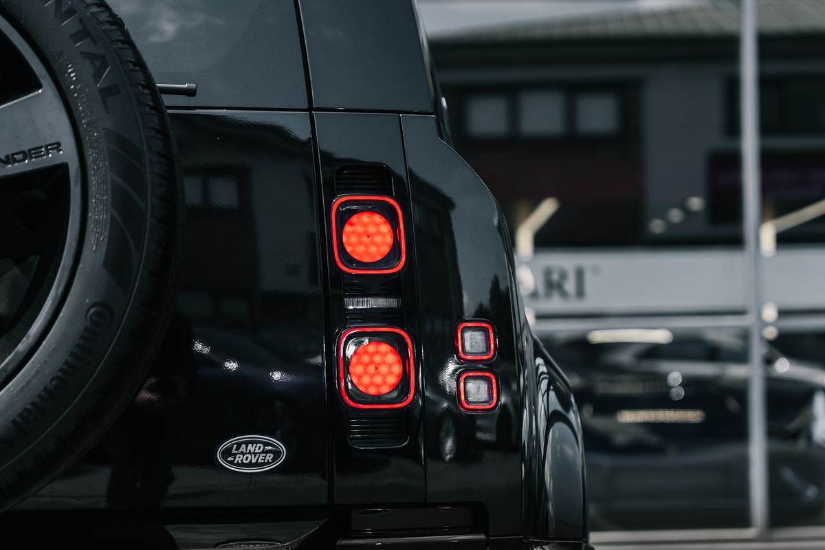 Land Rover Defender 110 V8 5.0