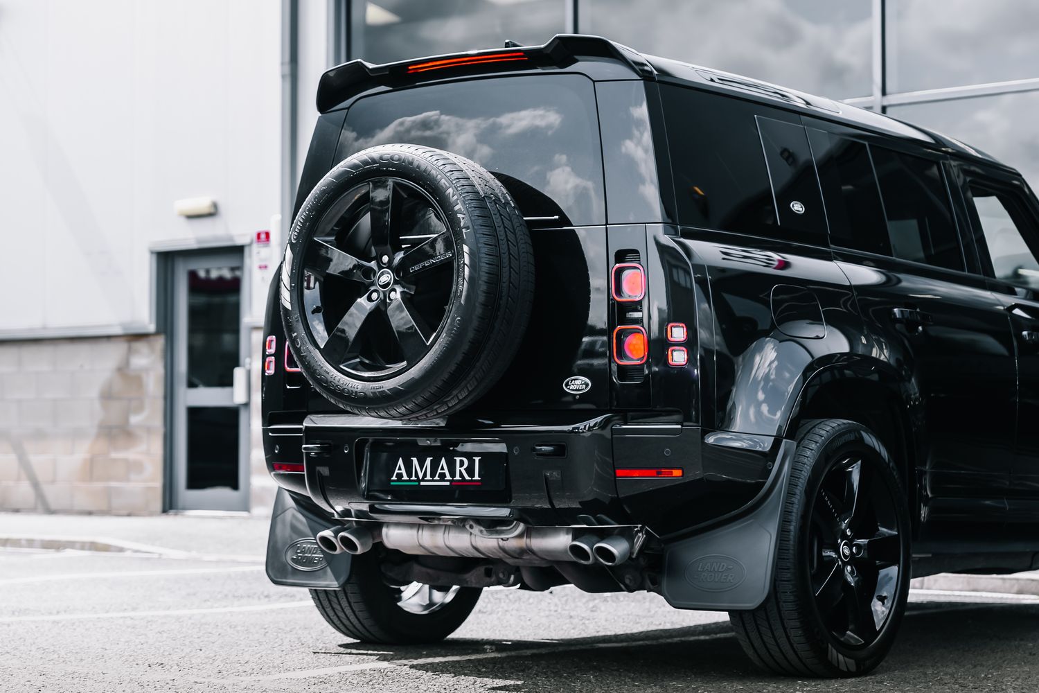 Land Rover Defender 110 V8 5.0