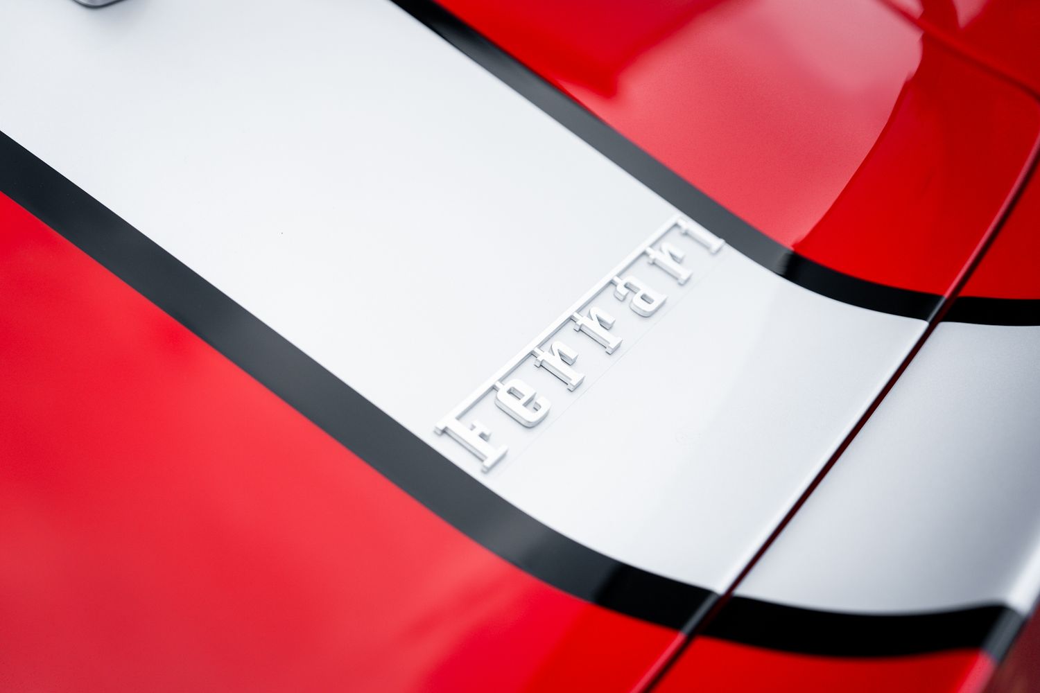 Ferrari 812 Competizione