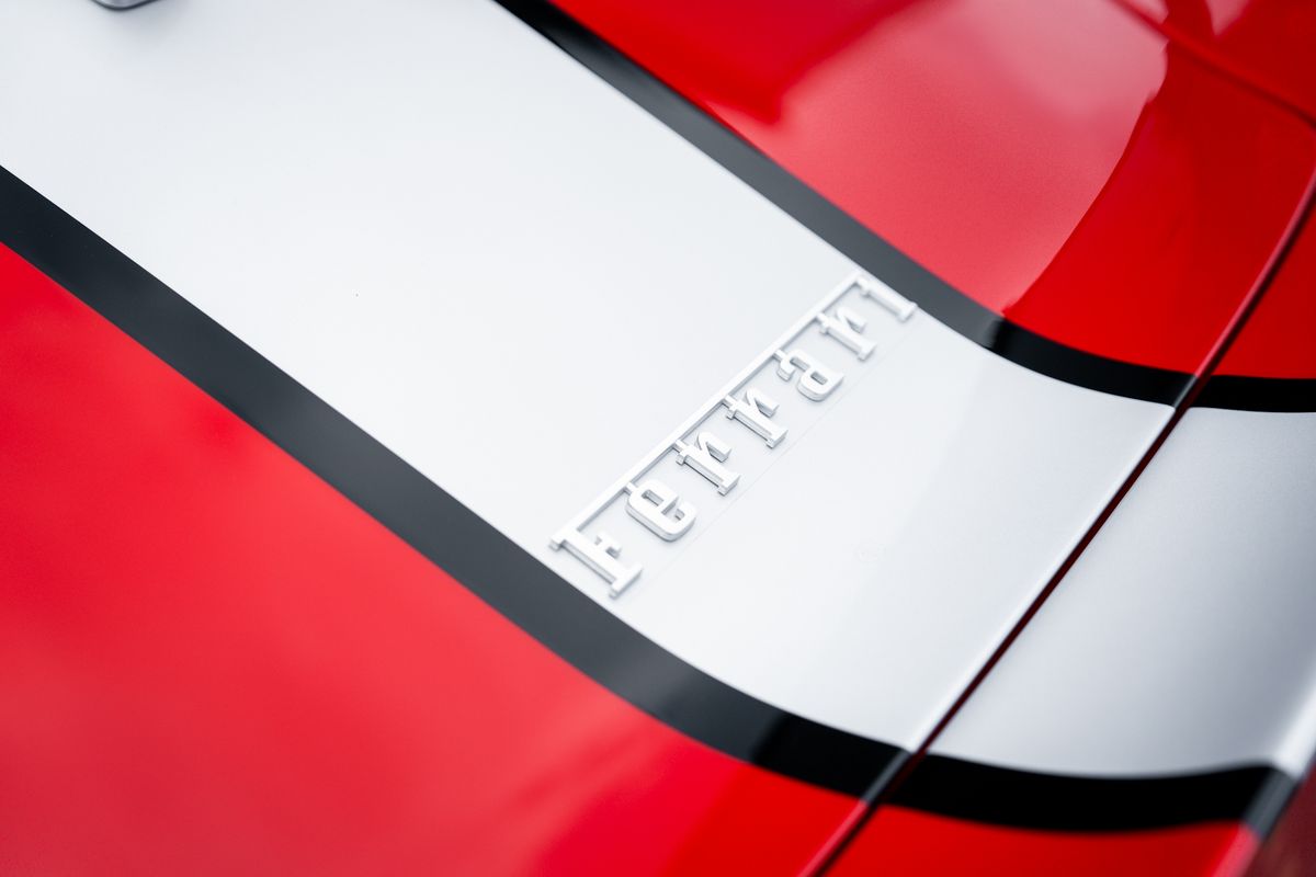 Ferrari 812 Competizione