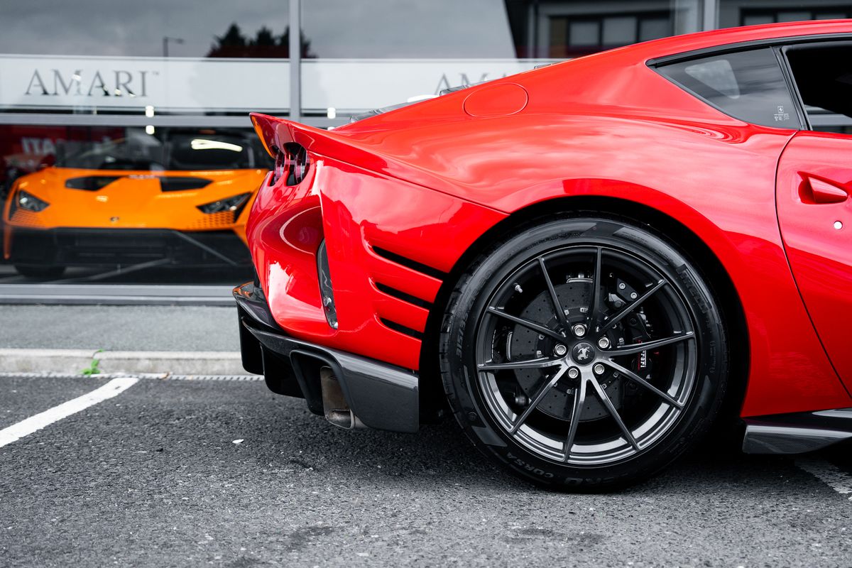 Ferrari 812 Competizione