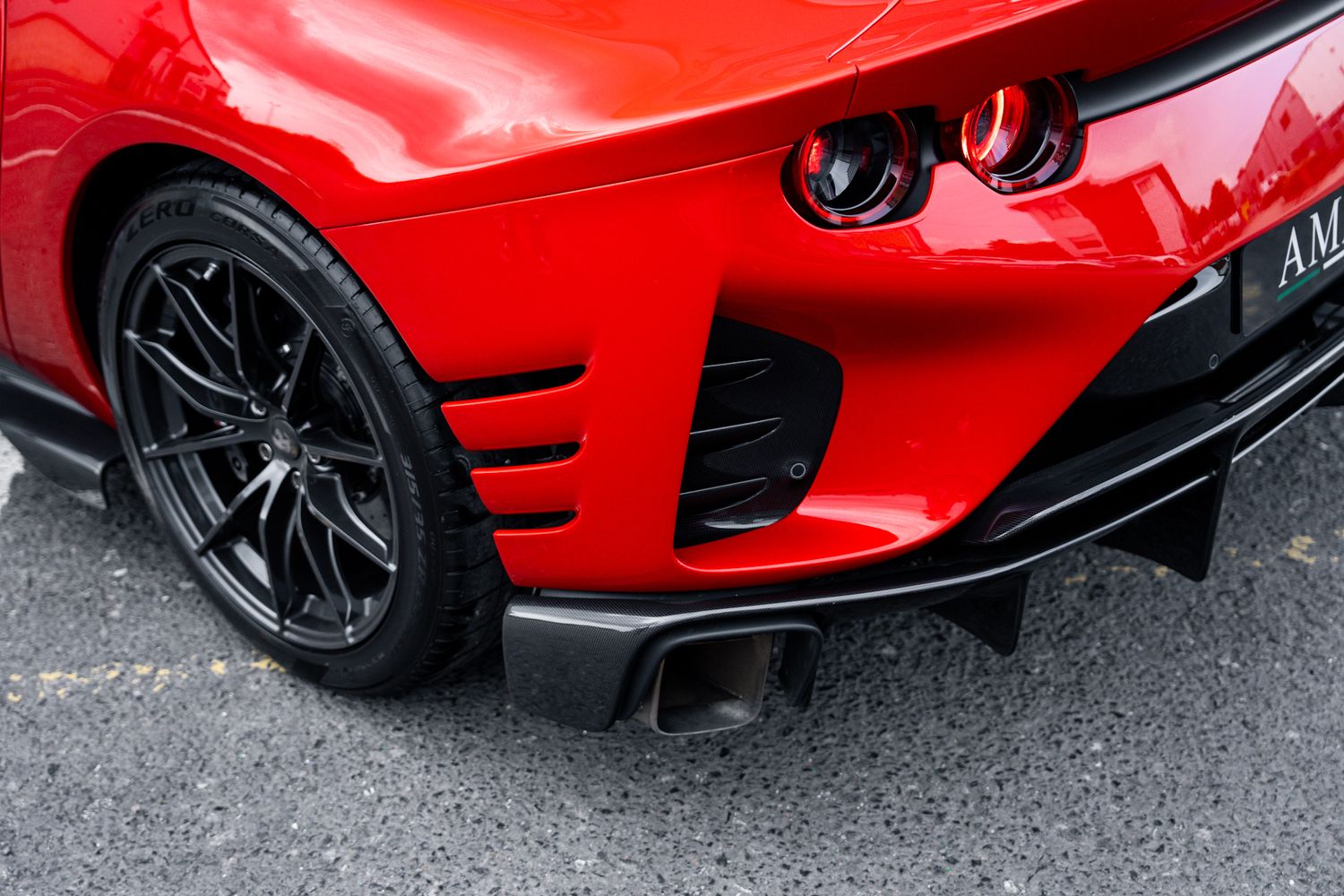 Ferrari 812 Competizione