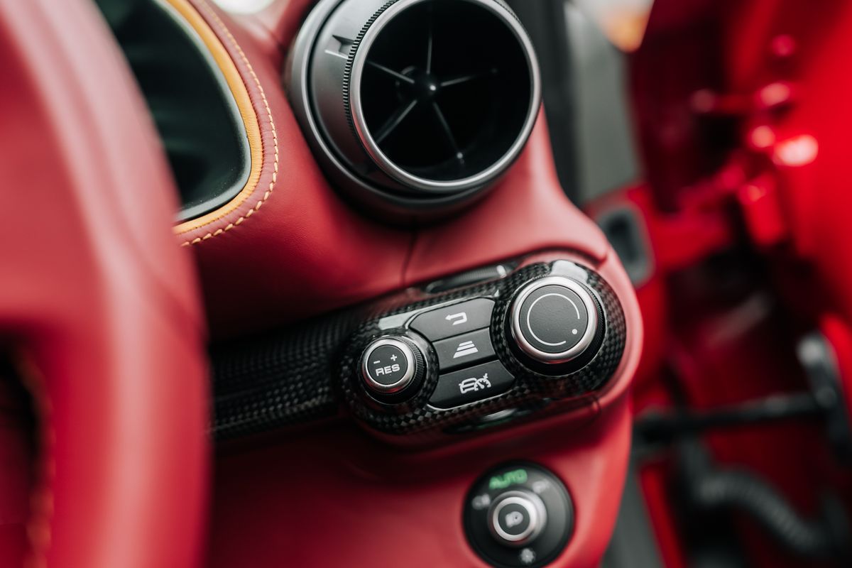Ferrari 812 GTS