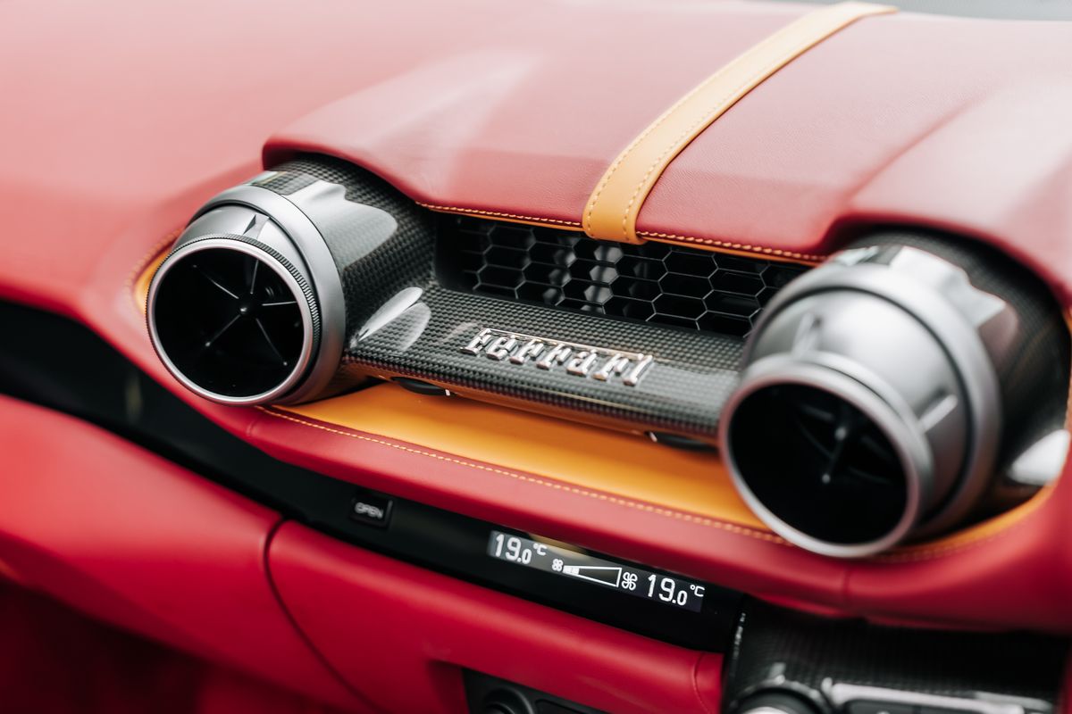 Ferrari 812 GTS