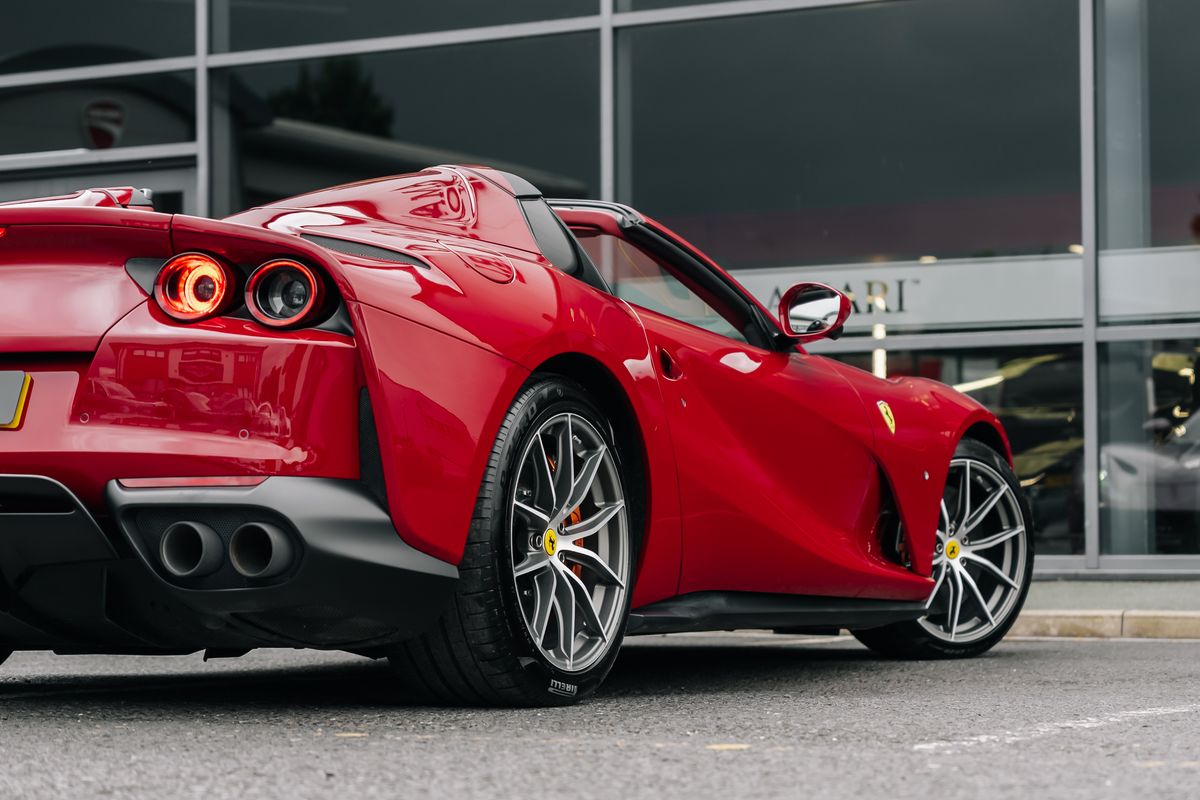 Ferrari 812 GTS