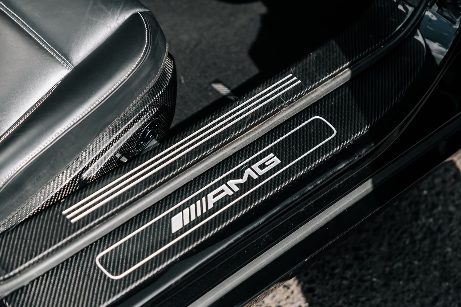 Mercedes-Benz SLS 63 AMG Roadster