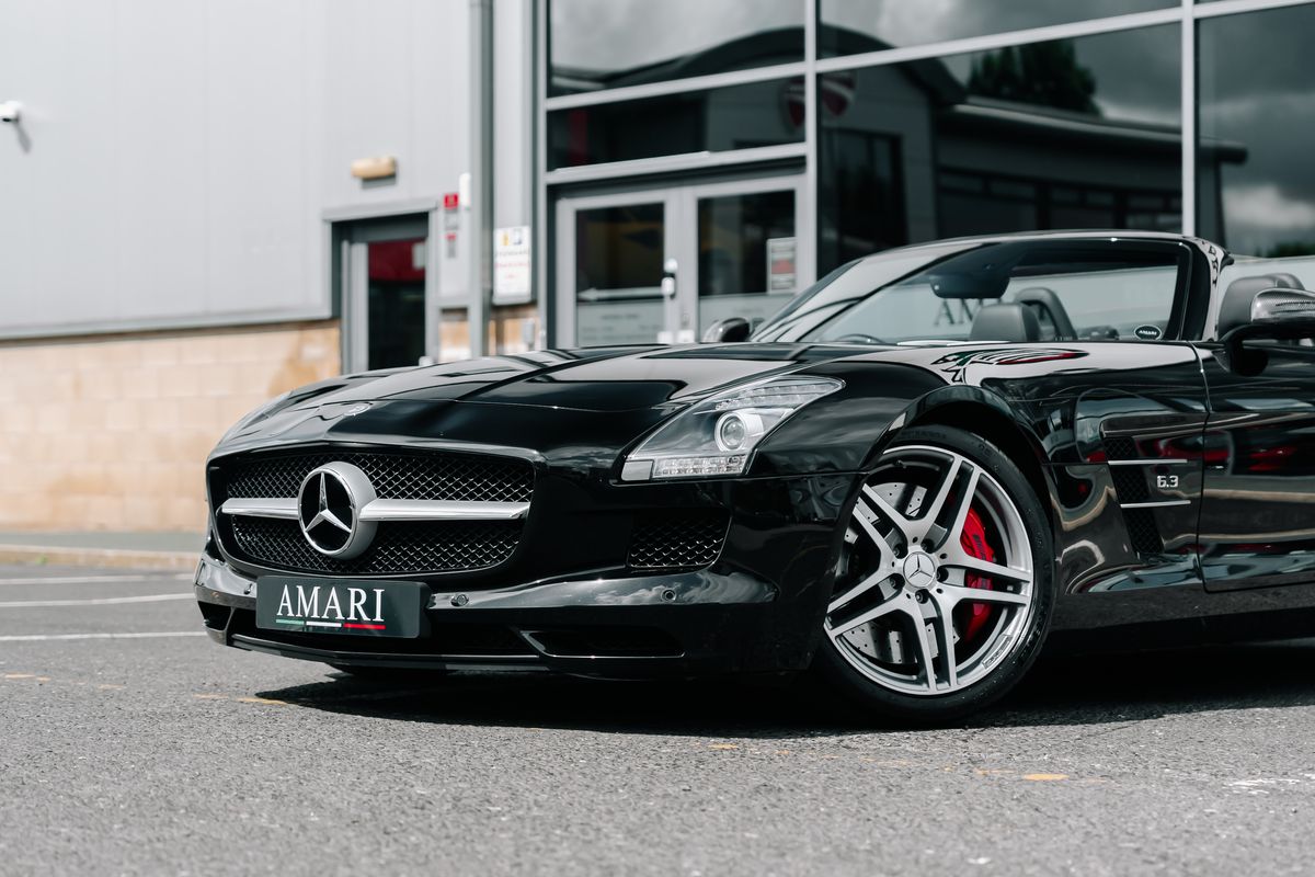 Mercedes-Benz SLS 63 AMG Roadster