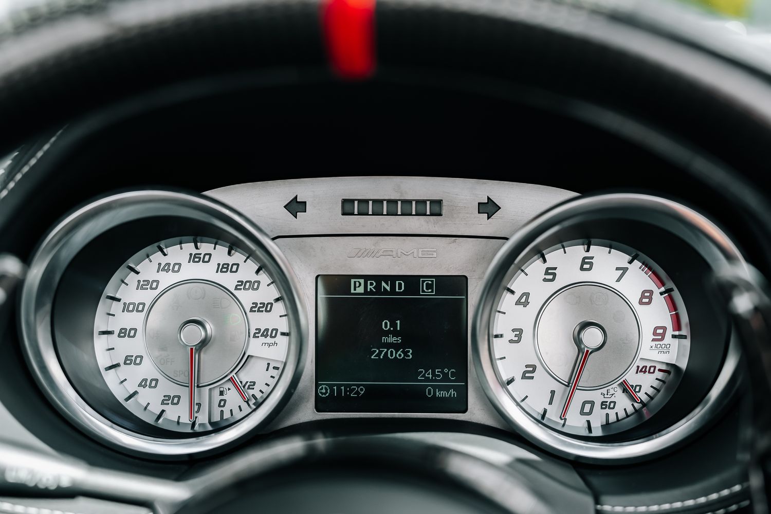 Mercedes-Benz SLS 63 AMG Roadster