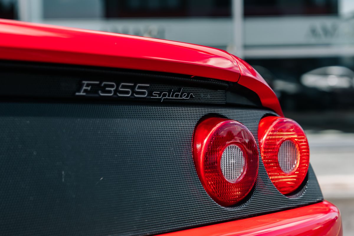 Ferrari F355 Spider 6-Speed Manual