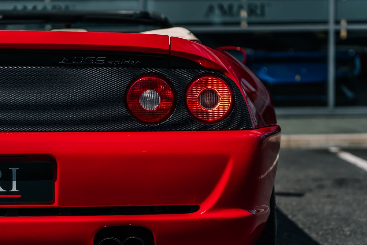 Ferrari F355 Spider 6-Speed Manual