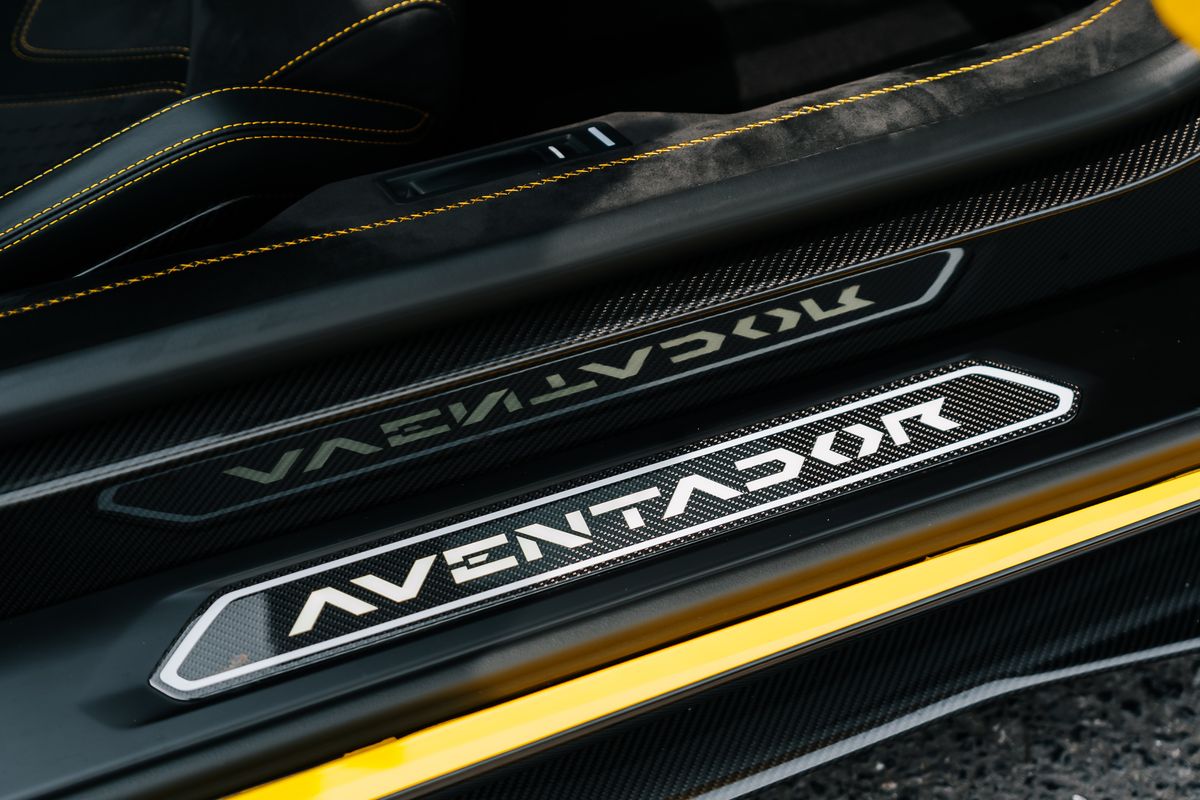 Lamborghini Aventador LP780-4 Ultimae Roadster