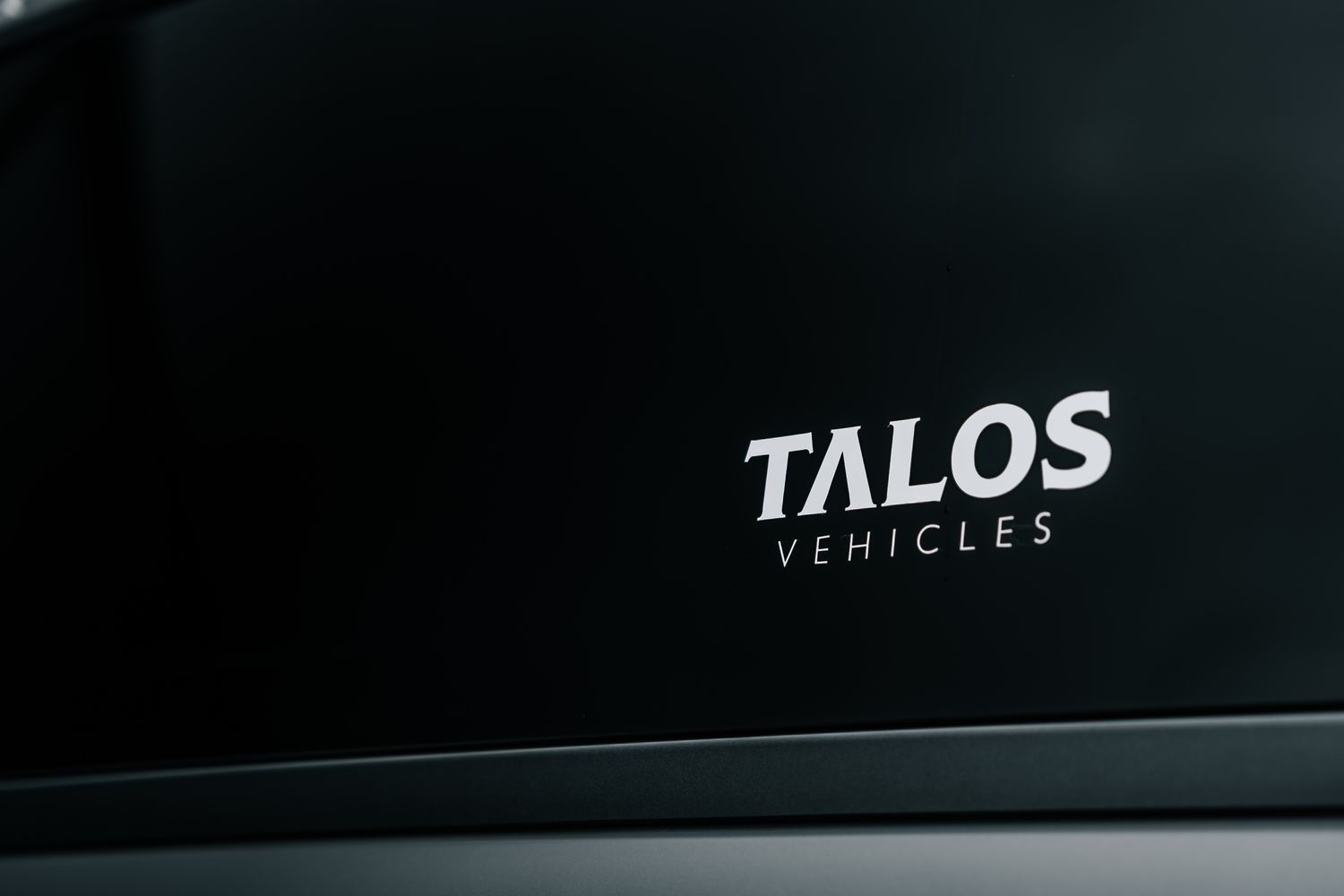 Land Rover Defender V8 Carpathian Edition P525 by Talos Vehicles