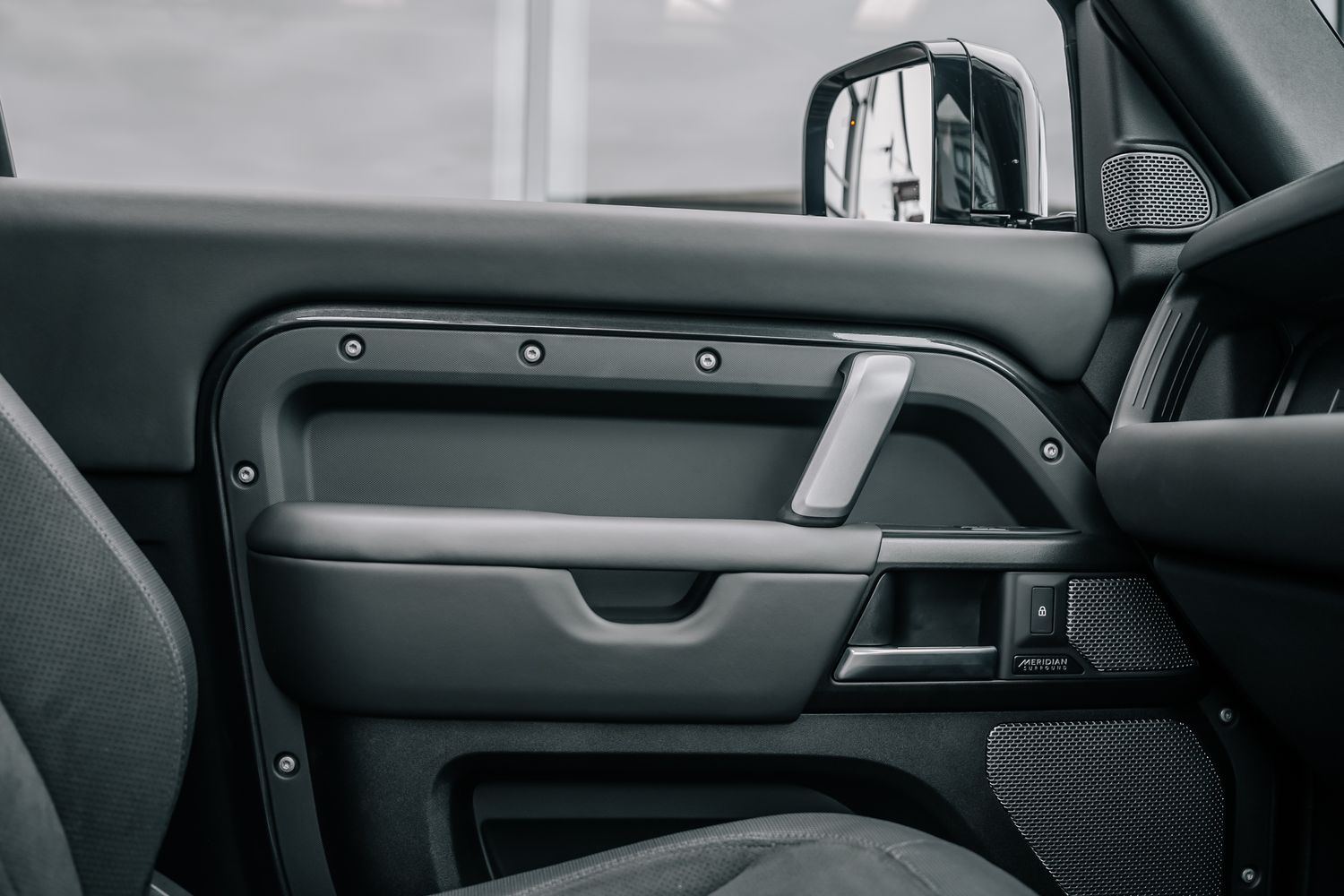 Land Rover Defender V8 Carpathian Edition P525 by Talos Vehicles