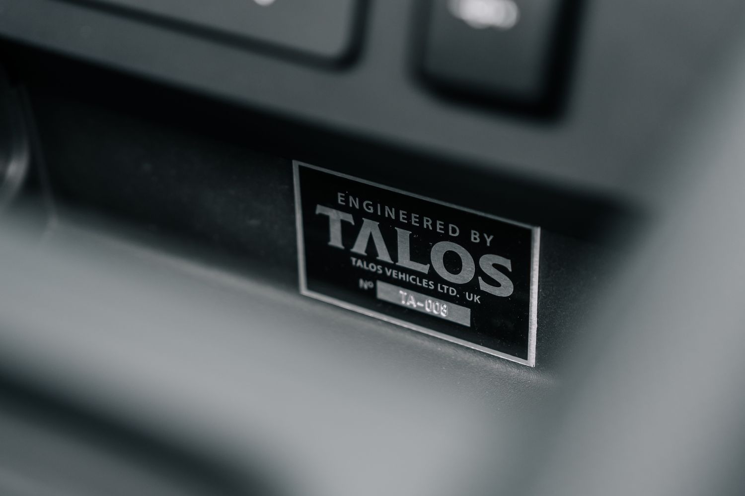 Land Rover Defender V8 Carpathian Edition P525 by Talos Vehicles
