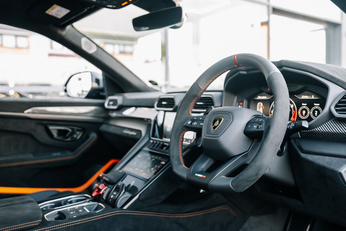 Lamborghini Urus Performante