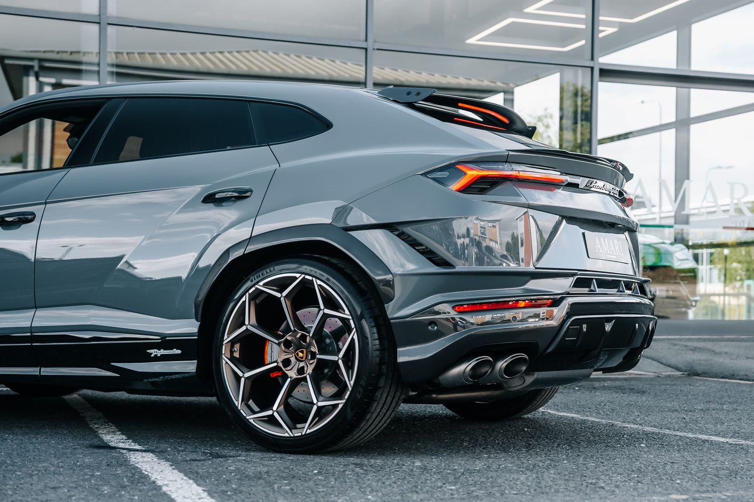 Lamborghini Urus Performante
