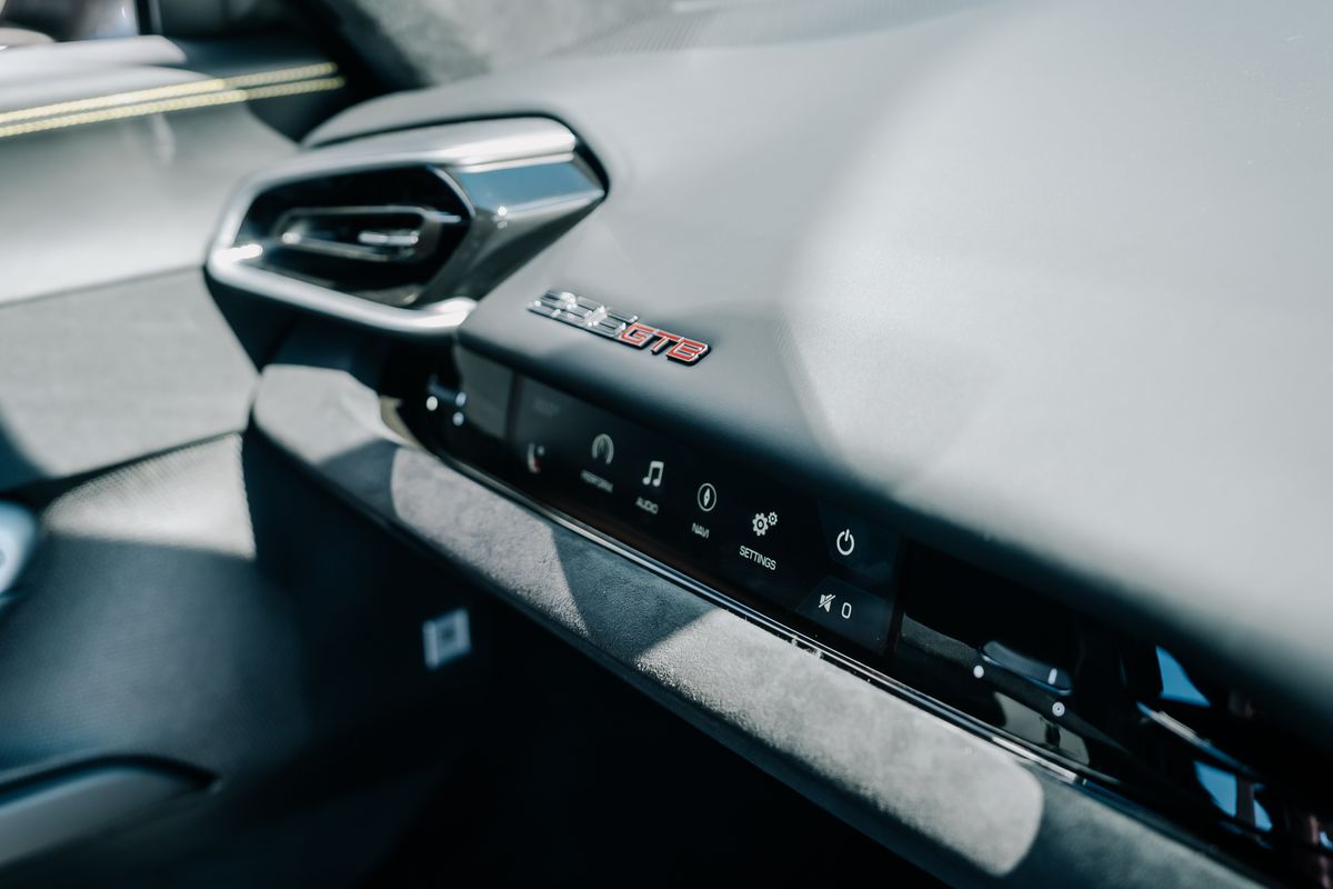 Ferrari 296 GTB