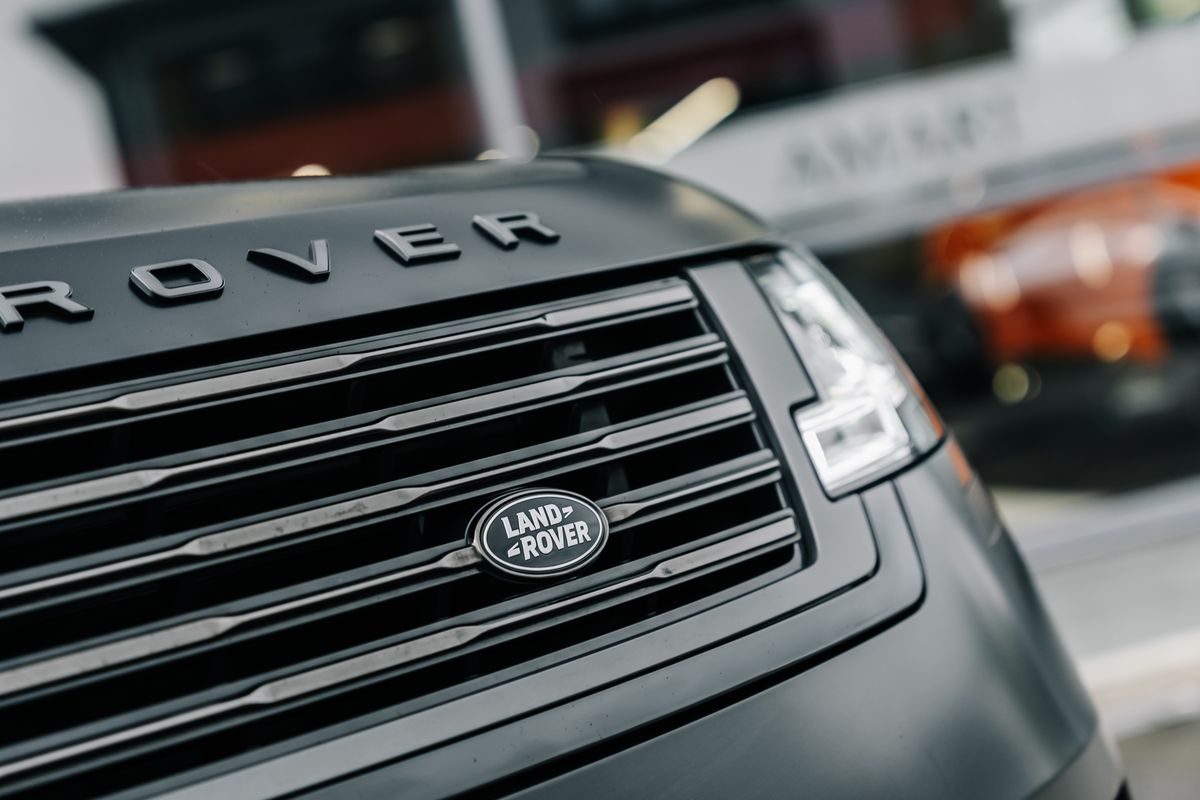 Land Rover Range Rover SV P530 LWB