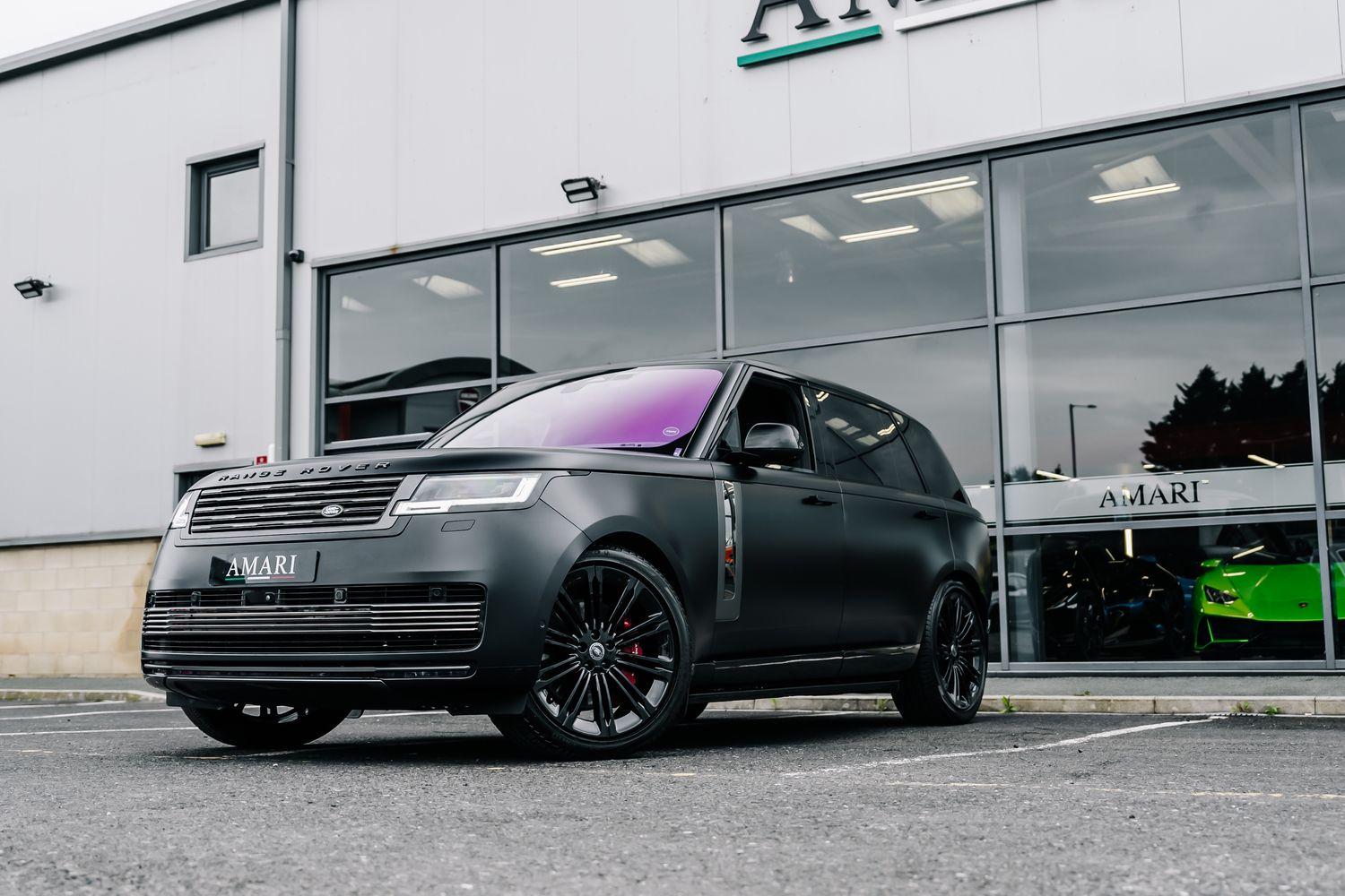 Land Rover Range Rover SV P530 LWB
