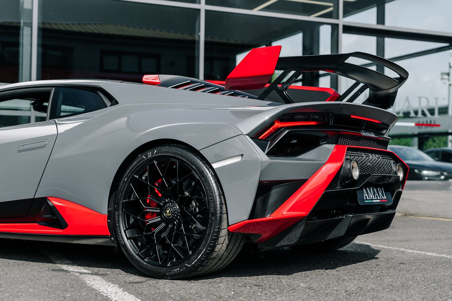 Lamborghini Huracan STO