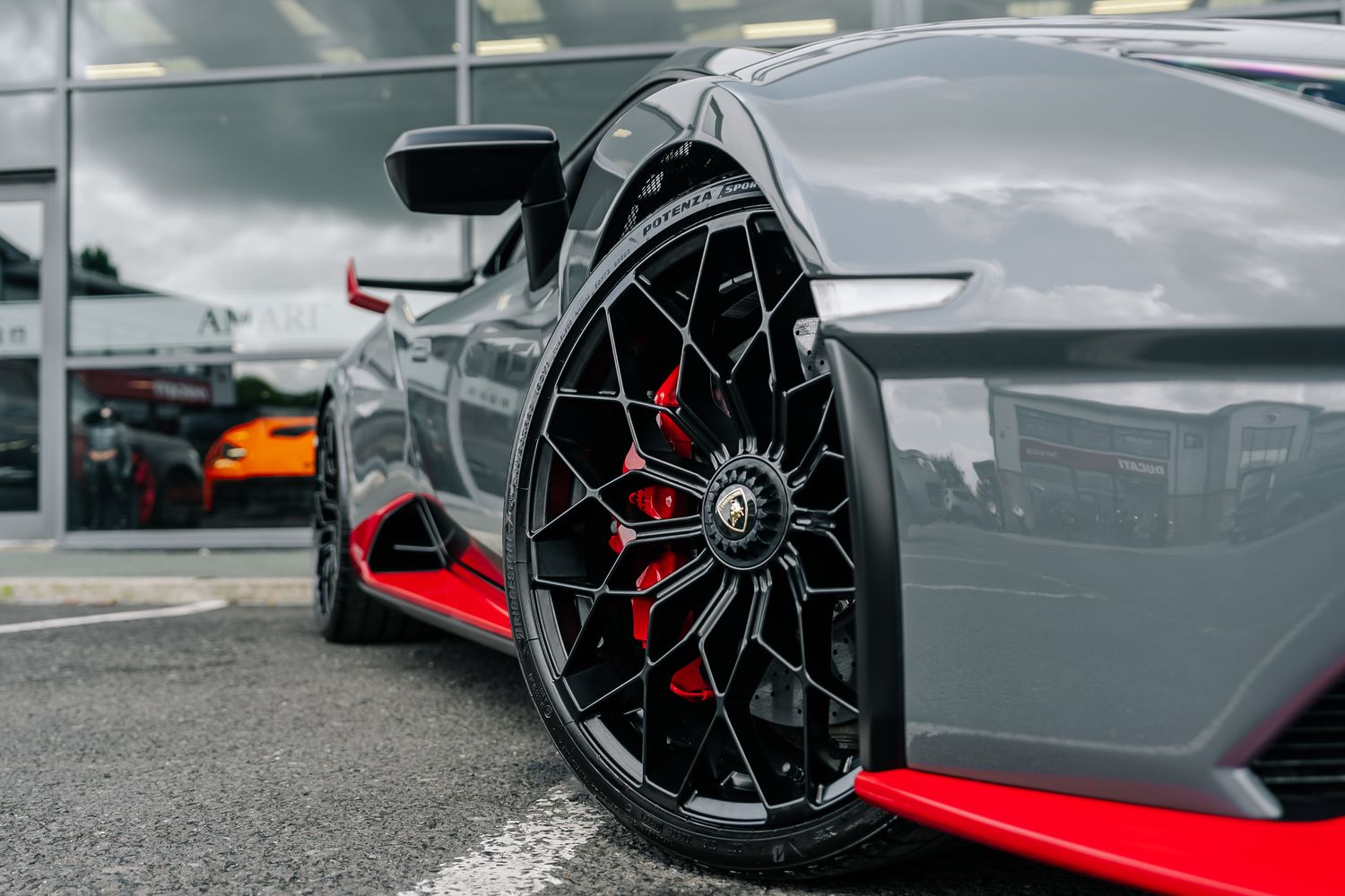 Lamborghini Huracan STO