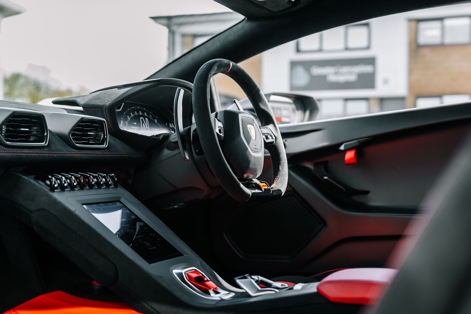 Lamborghini Huracan STO